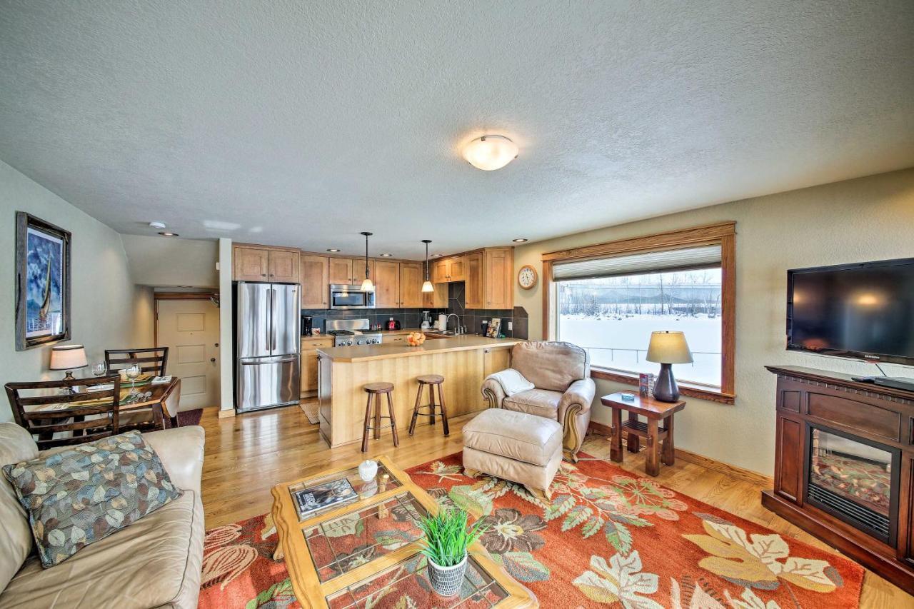 Lake Pend Oreille Condo With Porch And Mountain View! Sandpoint Ngoại thất bức ảnh