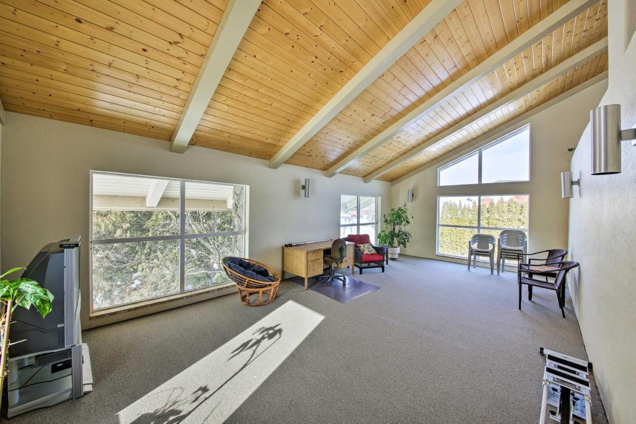 Lake Pend Oreille Condo With Porch And Mountain View! Sandpoint Ngoại thất bức ảnh