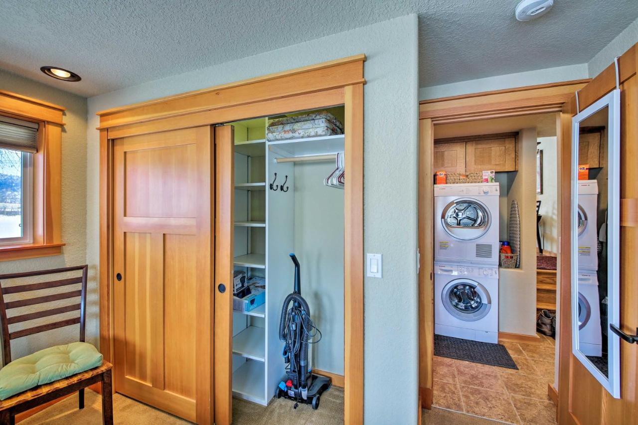 Lake Pend Oreille Condo With Porch And Mountain View! Sandpoint Ngoại thất bức ảnh